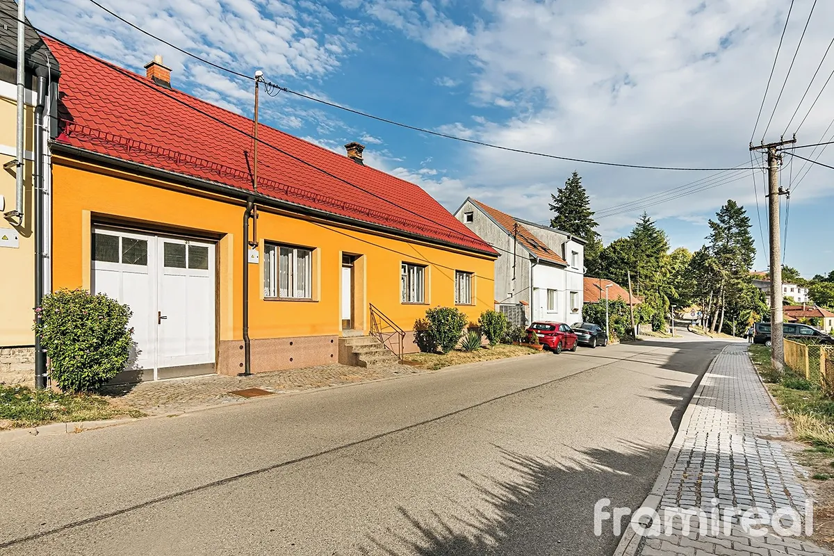 Prodej rodinného domu 133 m², pozemek 926 m²
